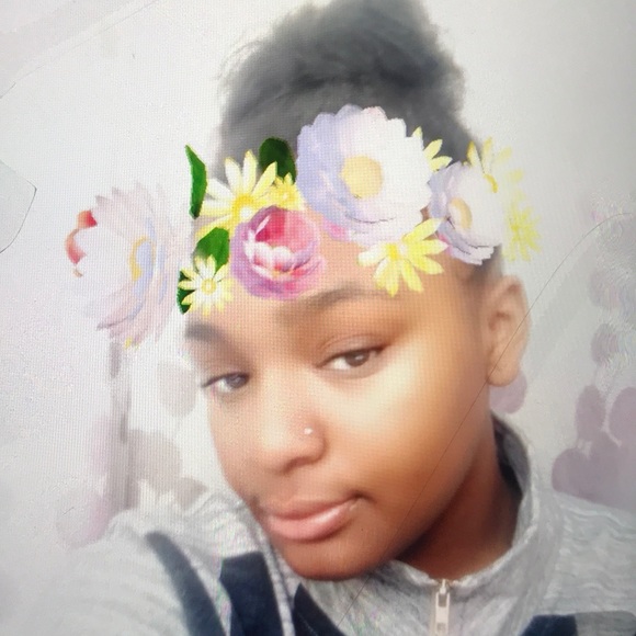 Meet your Posher, Linda - Picture 1 of 1